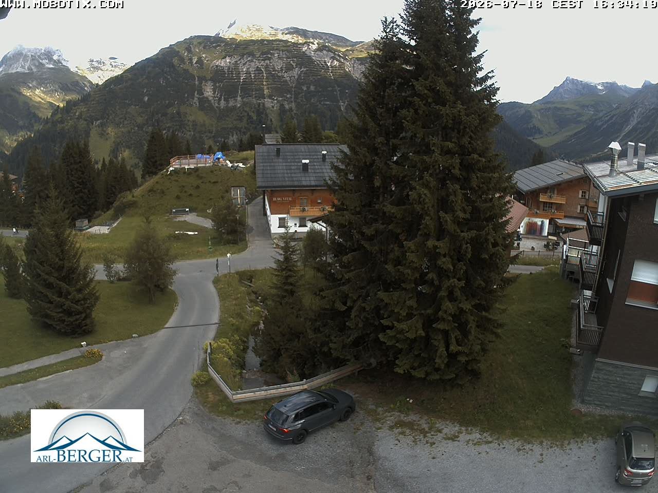 Archiv Foto Webcam Oberlech: Pension Berger