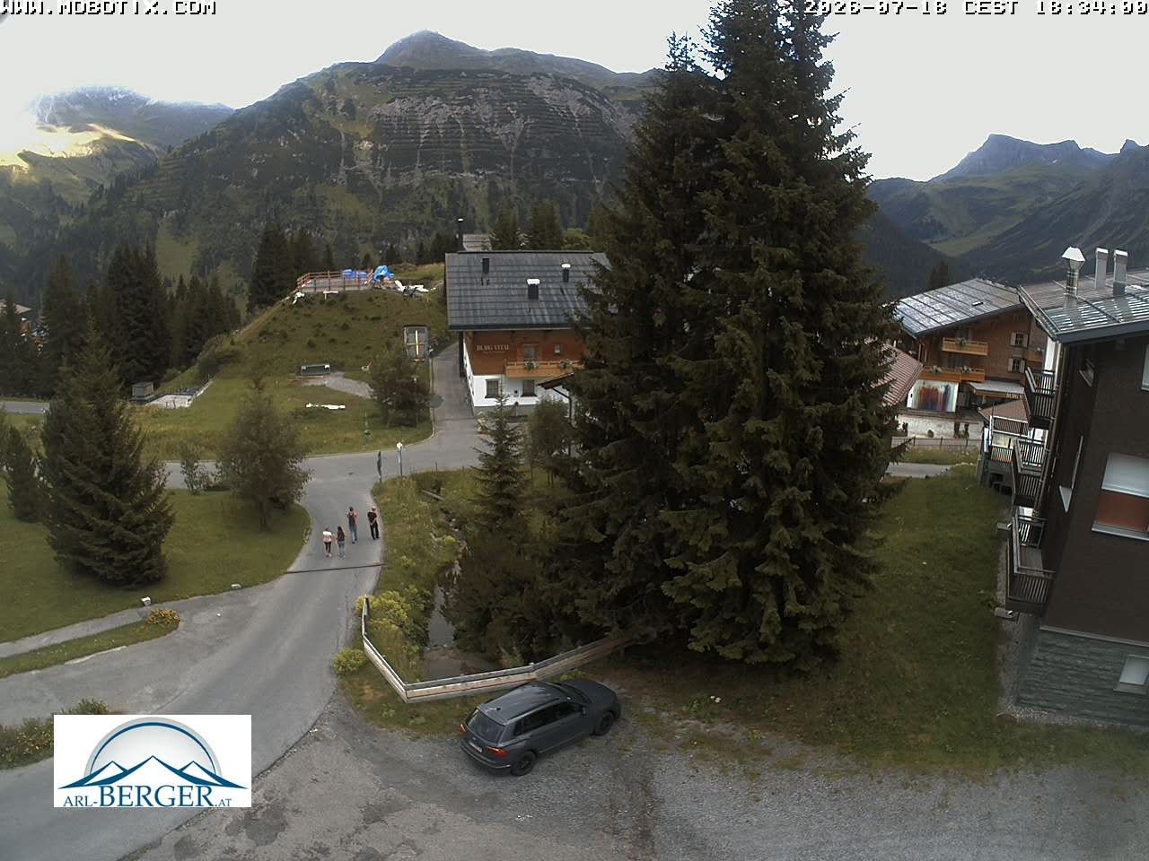 Archiv Foto Webcam Oberlech: Pension Berger