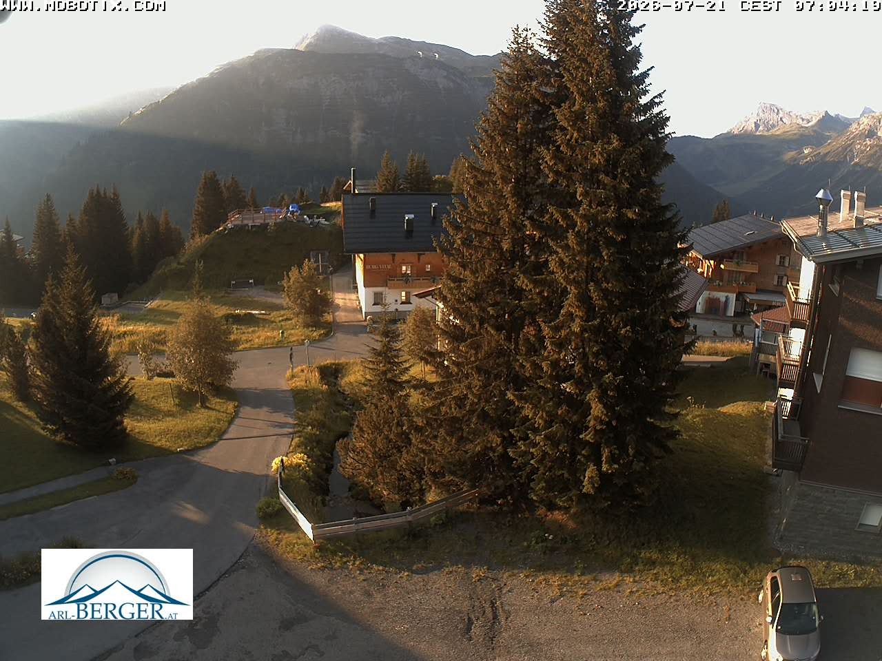 Archiv Foto Webcam Oberlech: Pension Berger