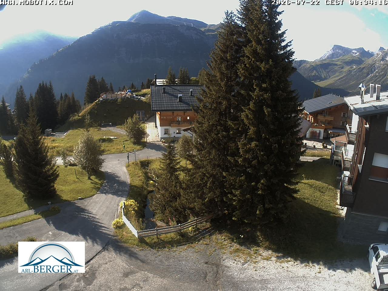 Archiv Foto Webcam Oberlech: Pension Berger