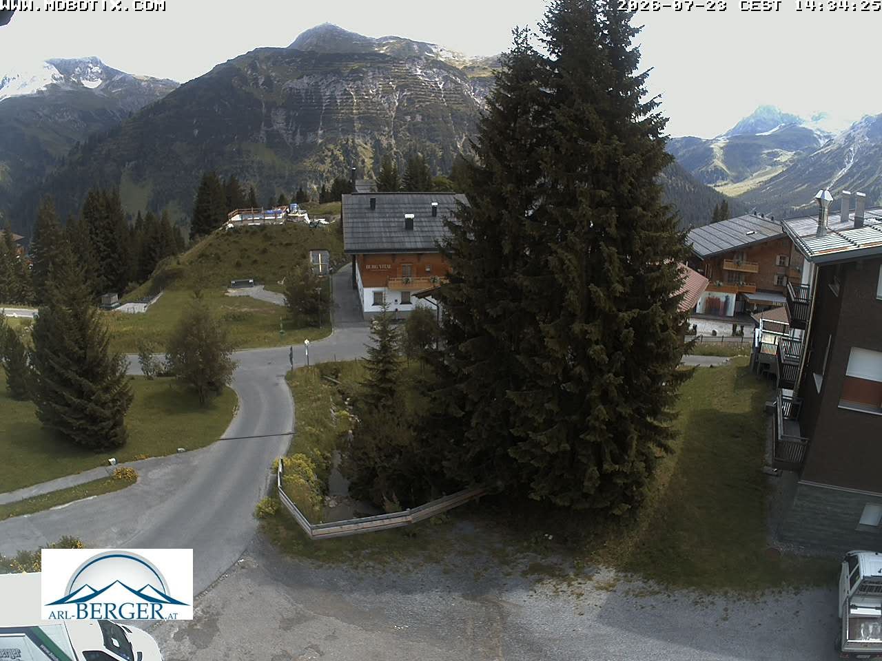 Archiv Foto Webcam Oberlech: Pension Berger