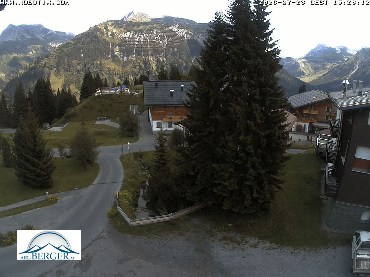Archiv Foto Webcam Oberlech: Pension Berger