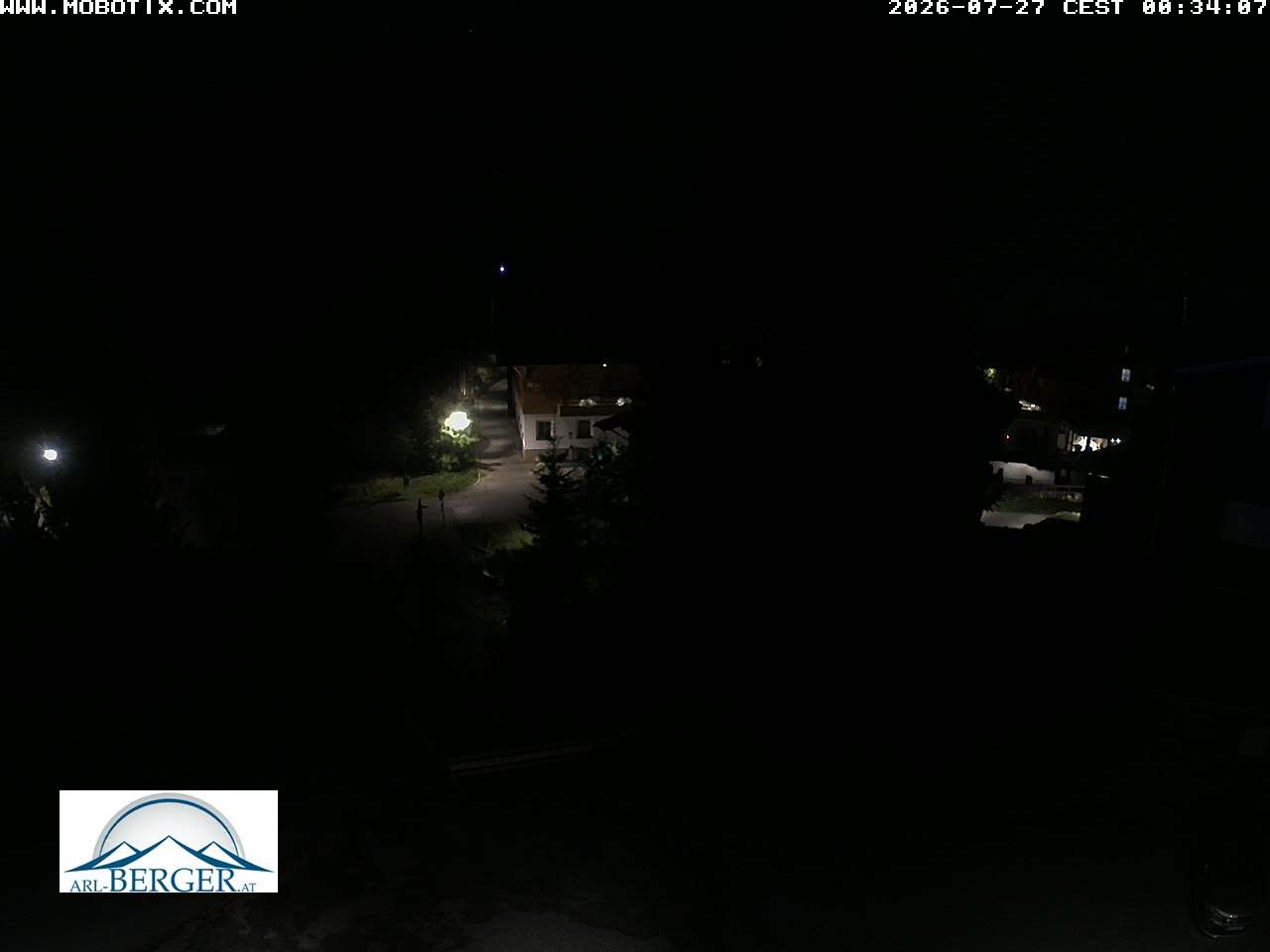 Archiv Foto Webcam Oberlech: Pension Berger