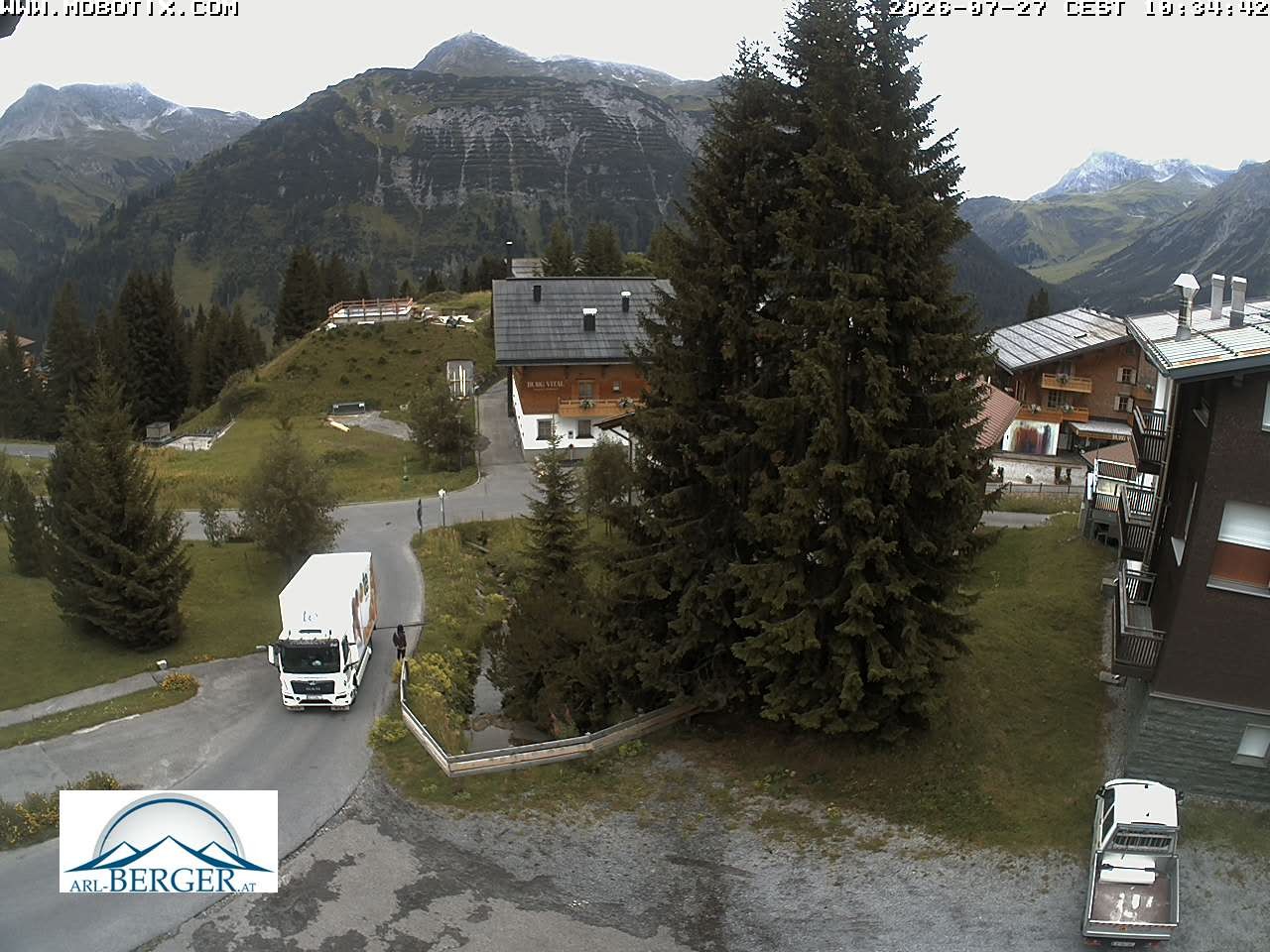 Archiv Foto Webcam Oberlech: Pension Berger
