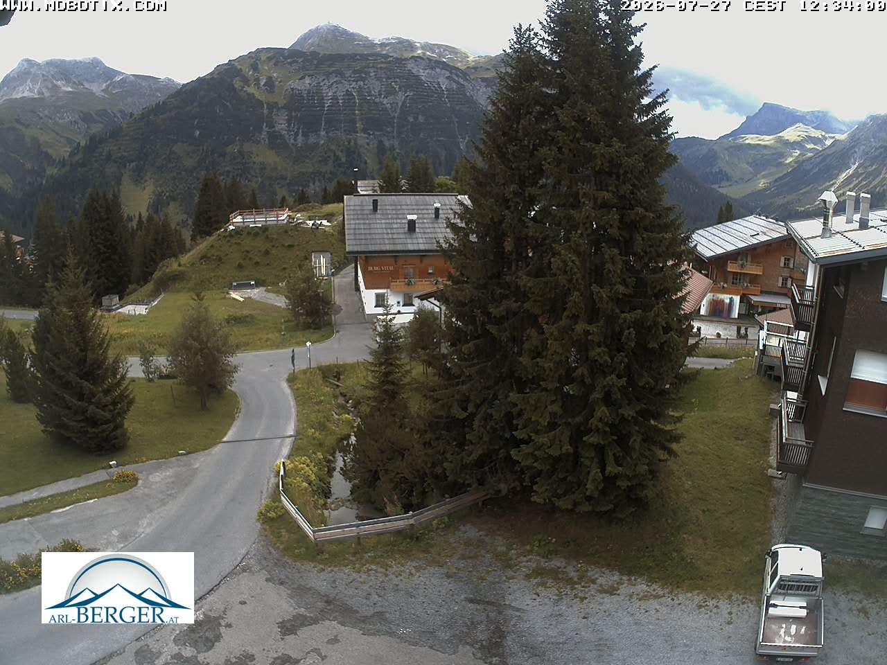 Archiv Foto Webcam Oberlech: Pension Berger