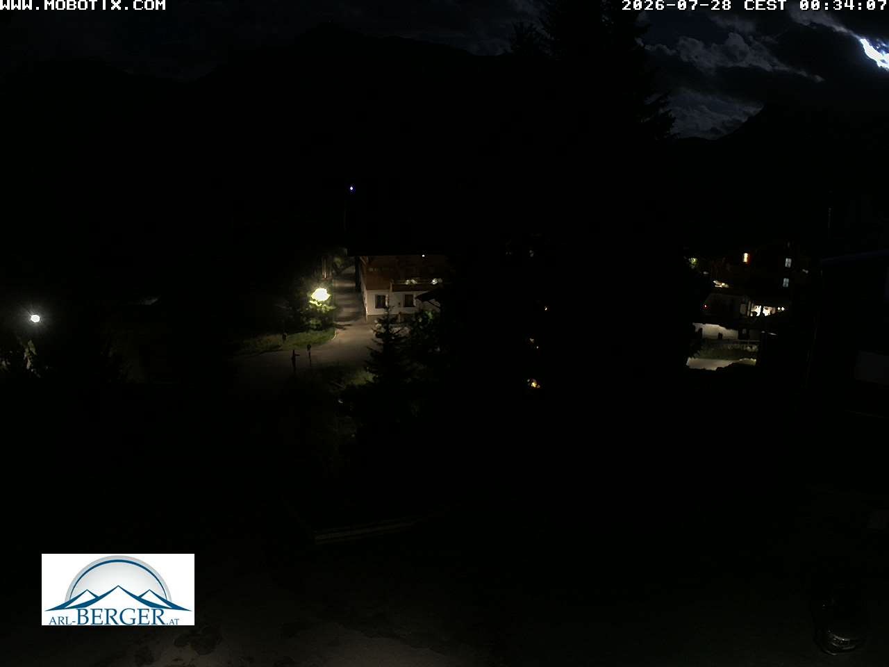 Archiv Foto Webcam Oberlech: Pension Berger