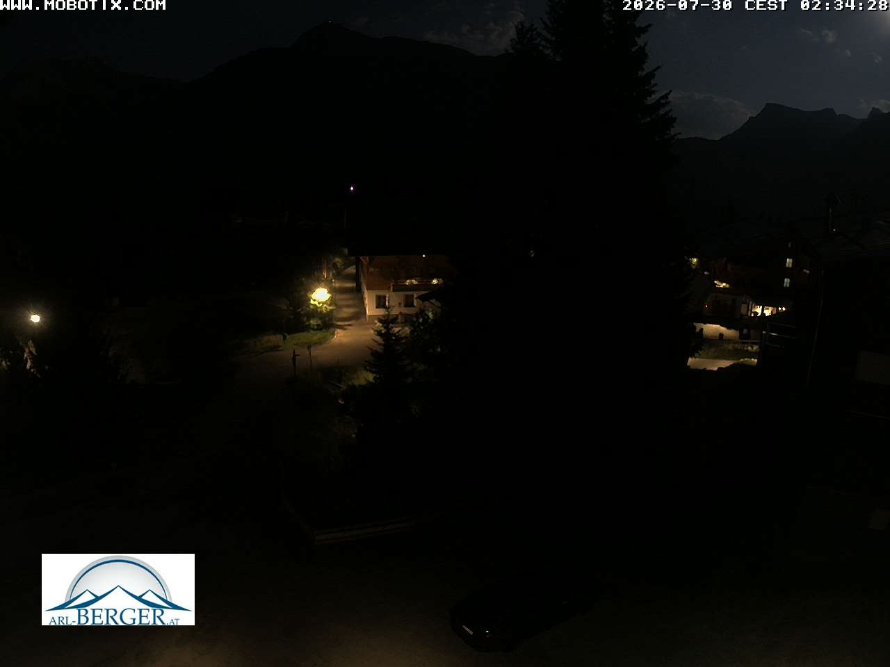 Archiv Foto Webcam Oberlech: Pension Berger
