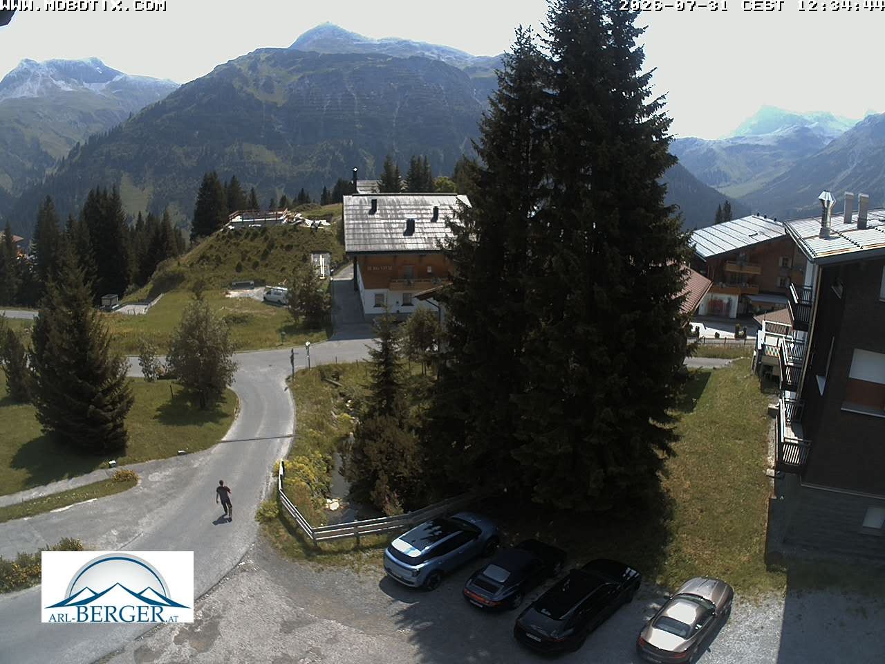 Archiv Foto Webcam Oberlech: Pension Berger