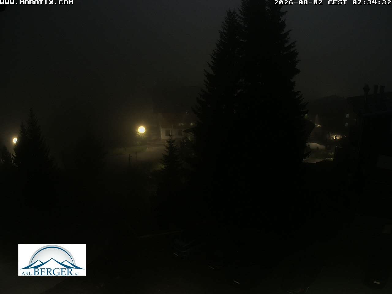 Archived image Webcam Oberlech: guest house Berger
