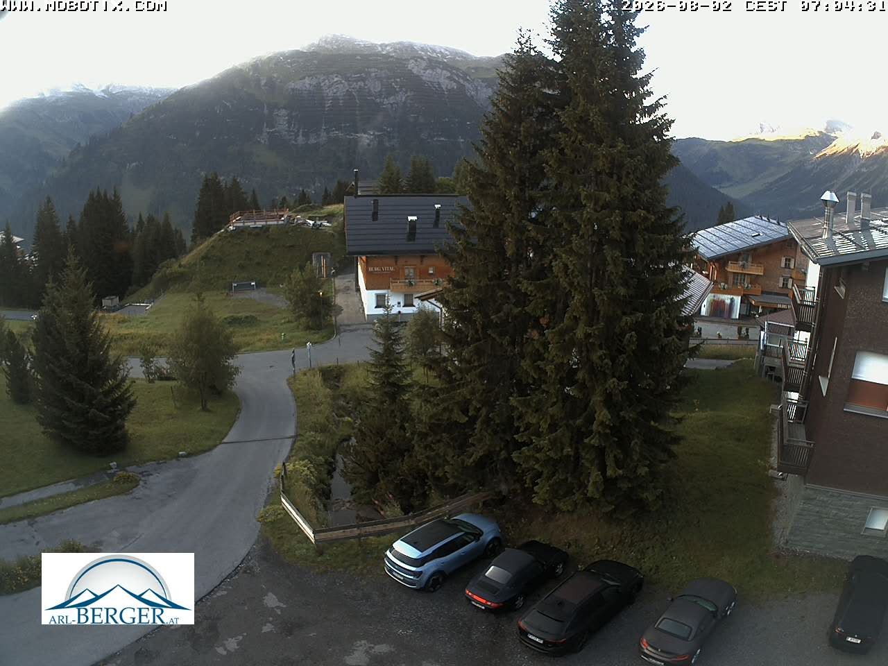 Archiv Foto Webcam Oberlech: Pension Berger