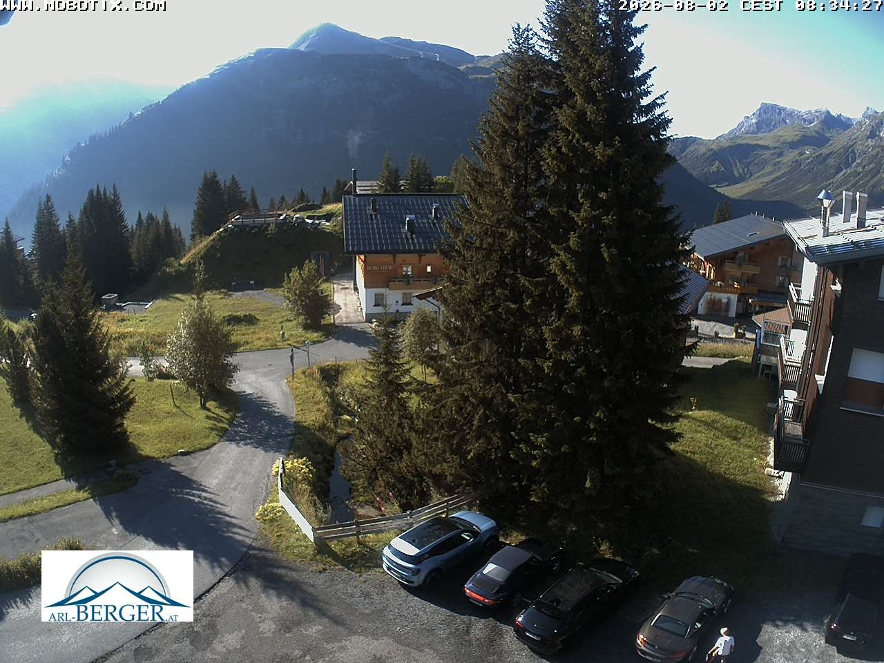 Archiv Foto Webcam Oberlech: Pension Berger