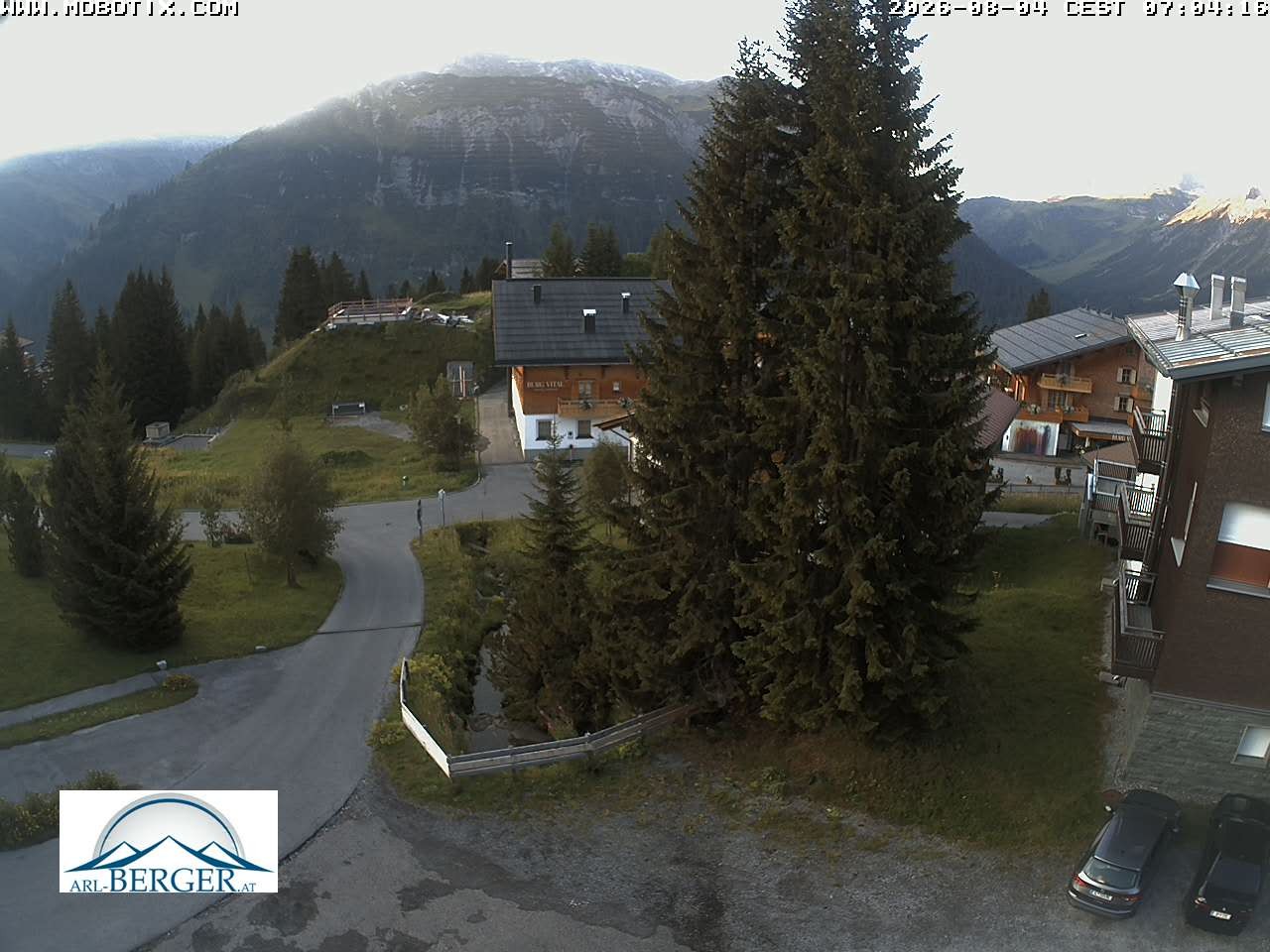 Archiv Foto Webcam Oberlech: Pension Berger