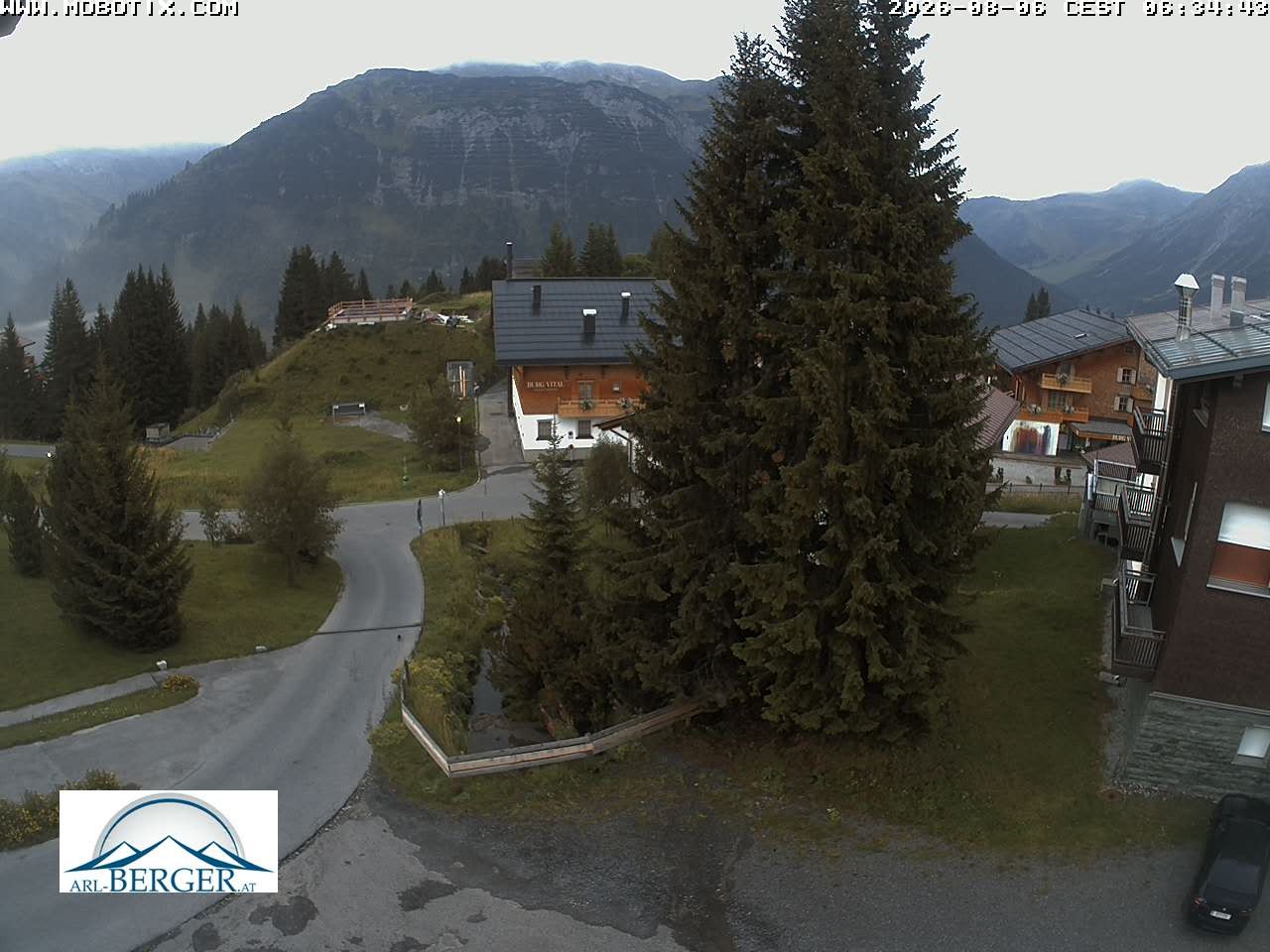 Archiv Foto Webcam Oberlech: Pension Berger