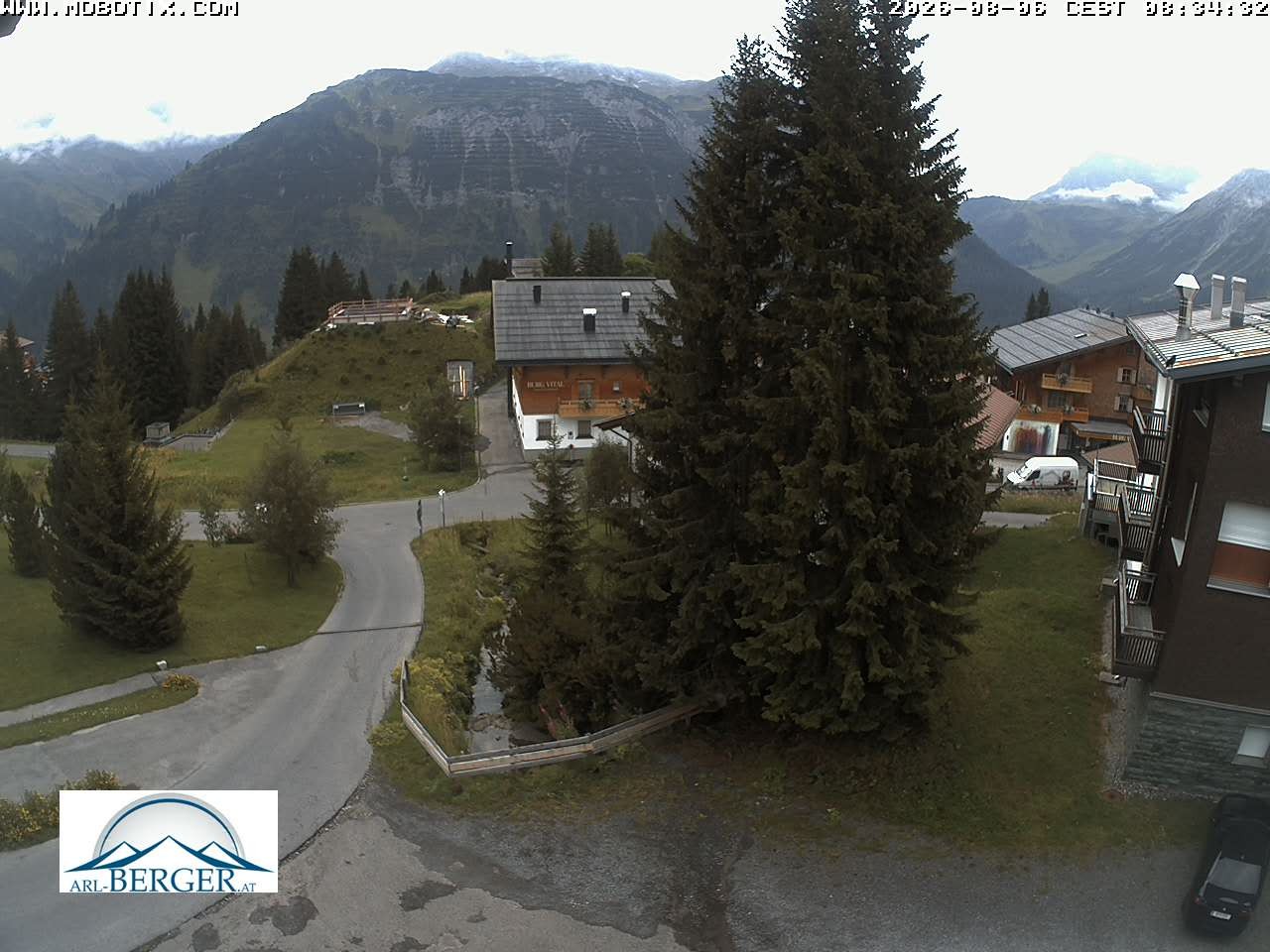 Archiv Foto Webcam Oberlech: Pension Berger