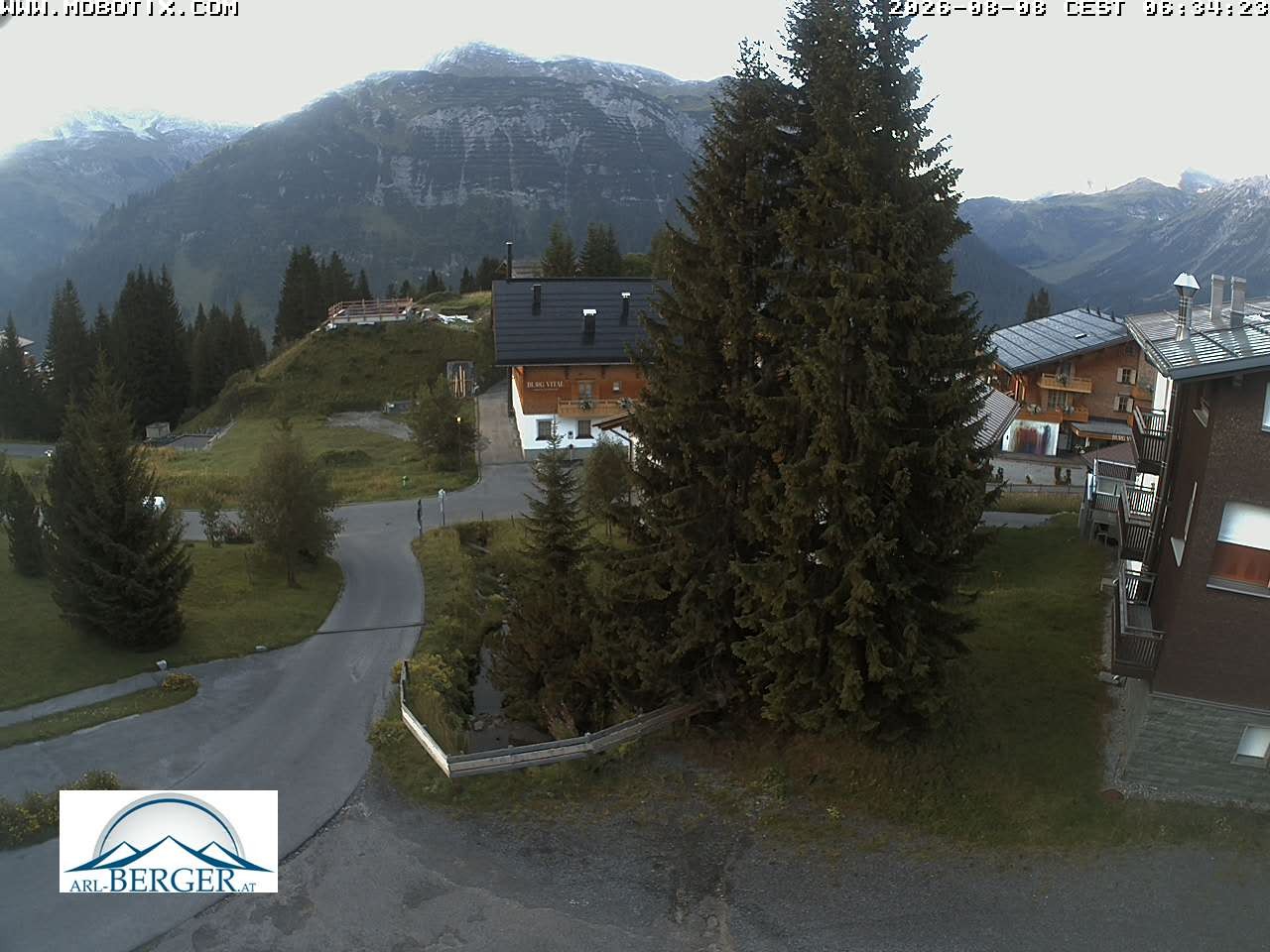 Archiv Foto Webcam Oberlech: Pension Berger