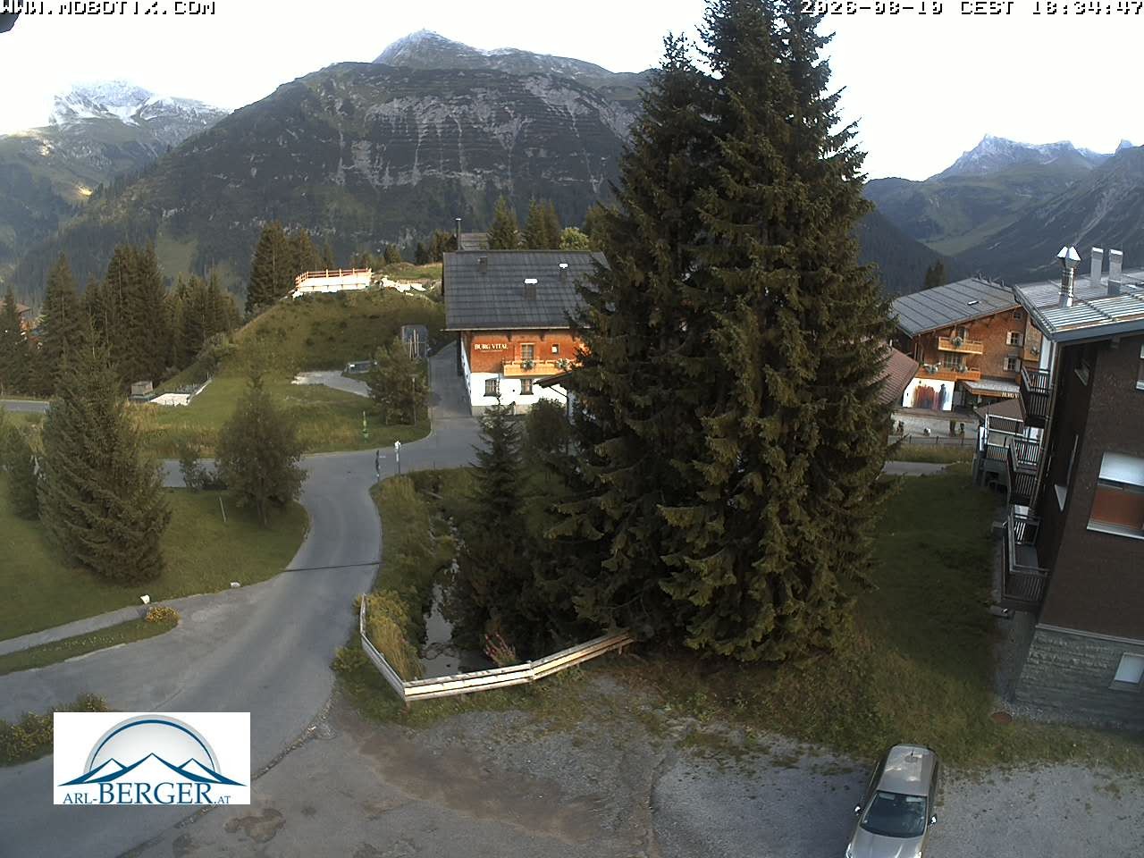 Archiv Foto Webcam Oberlech: Pension Berger