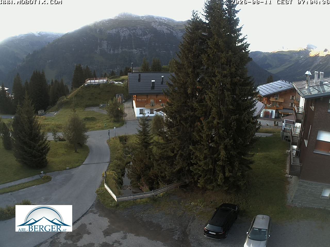 Archiv Foto Webcam Oberlech: Pension Berger