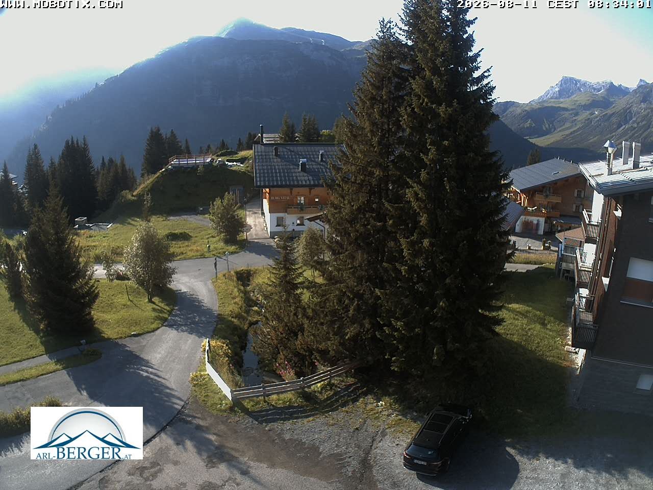 Archiv Foto Webcam Oberlech: Pension Berger