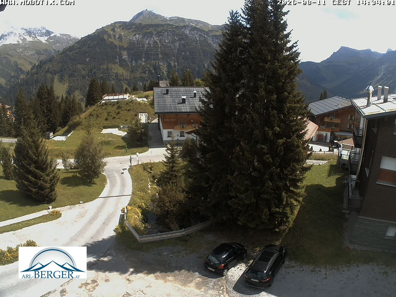 Archiv Foto Webcam Oberlech: Pension Berger