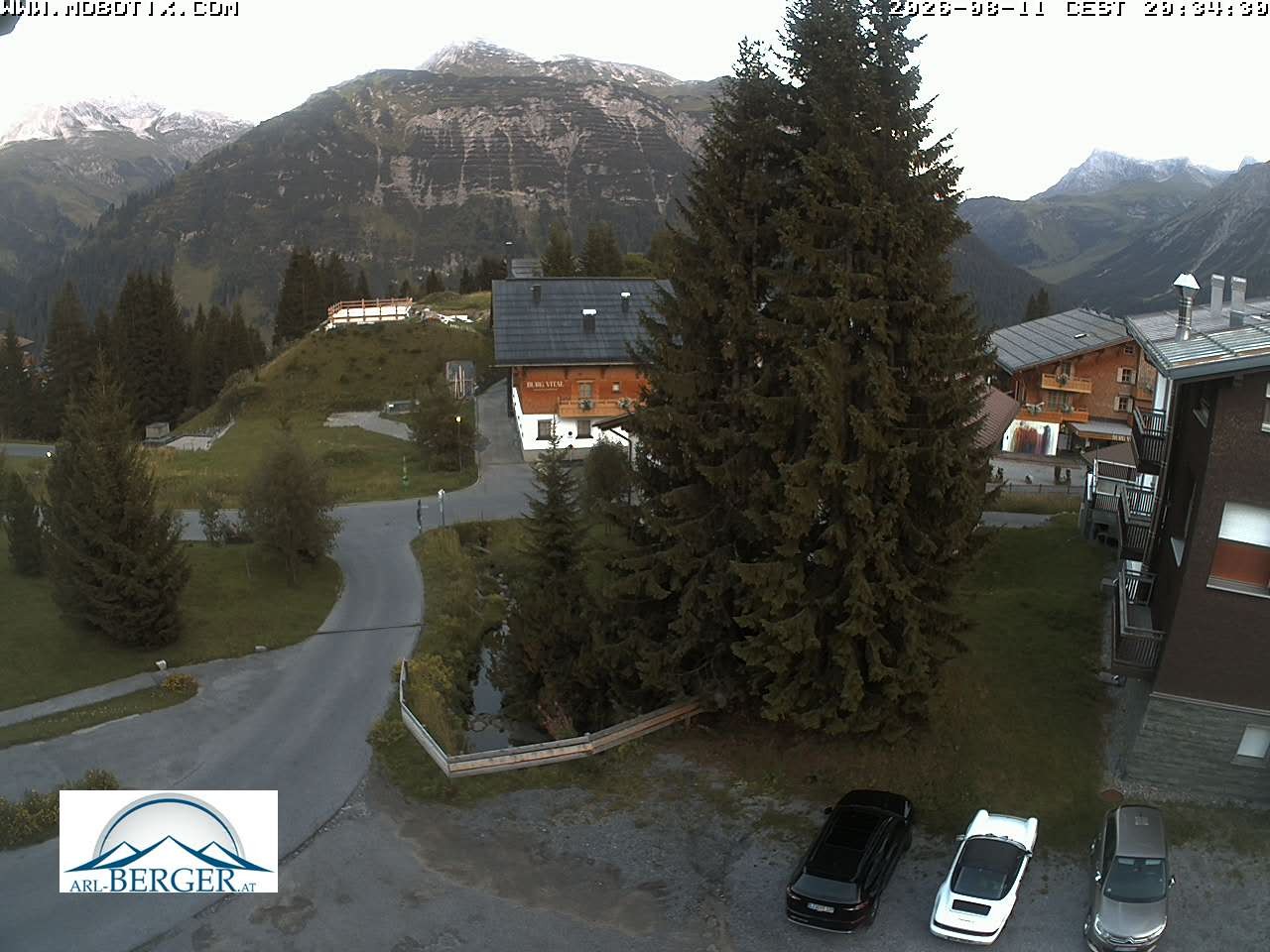 Archiv Foto Webcam Oberlech: Pension Berger