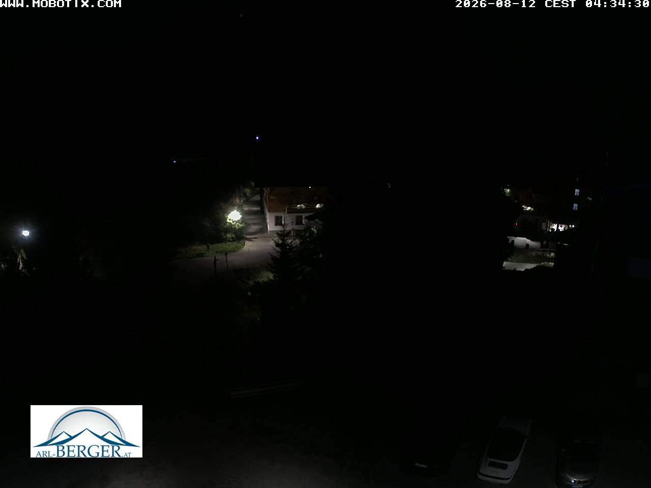 Archived image Webcam Oberlech: guest house Berger