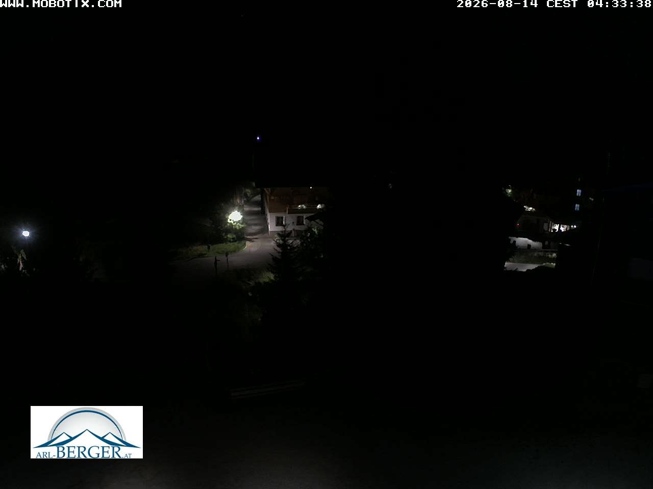 Archived image Webcam Oberlech: guest house Berger