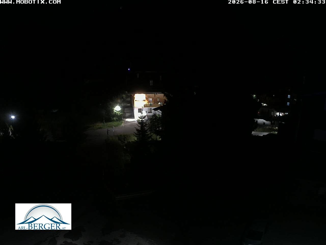 Archived image Webcam Oberlech: guest house Berger
