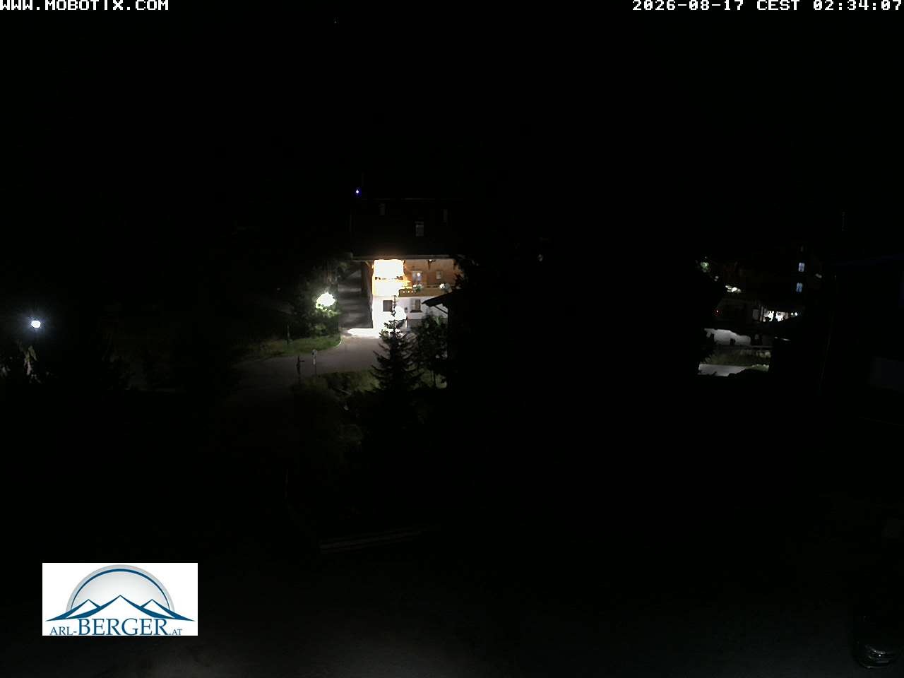 Archiv Foto Webcam Oberlech: Pension Berger