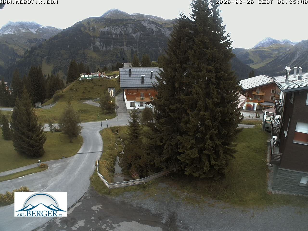 Archiv Foto Webcam Oberlech: Pension Berger
