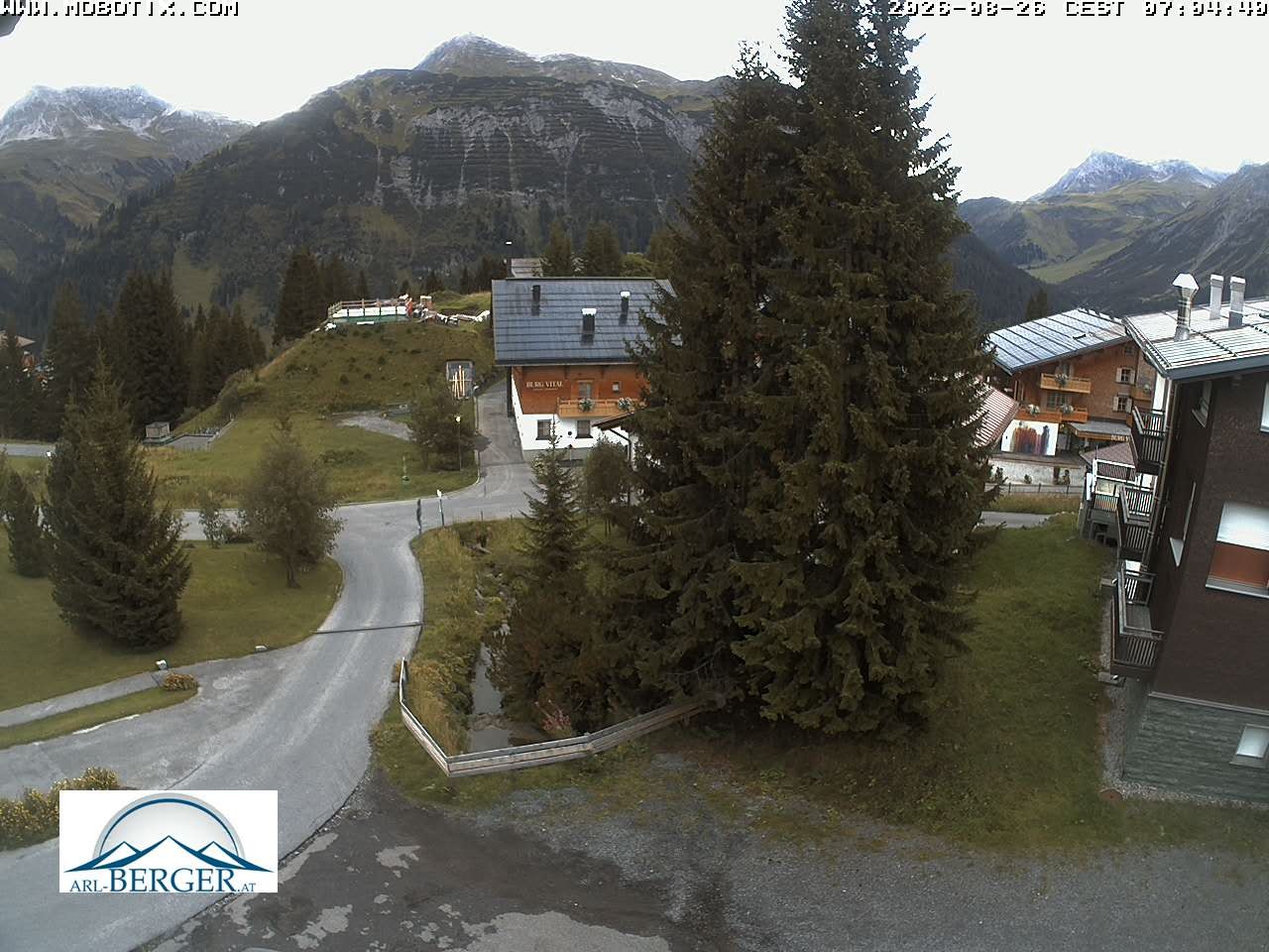 Archiv Foto Webcam Oberlech: Pension Berger