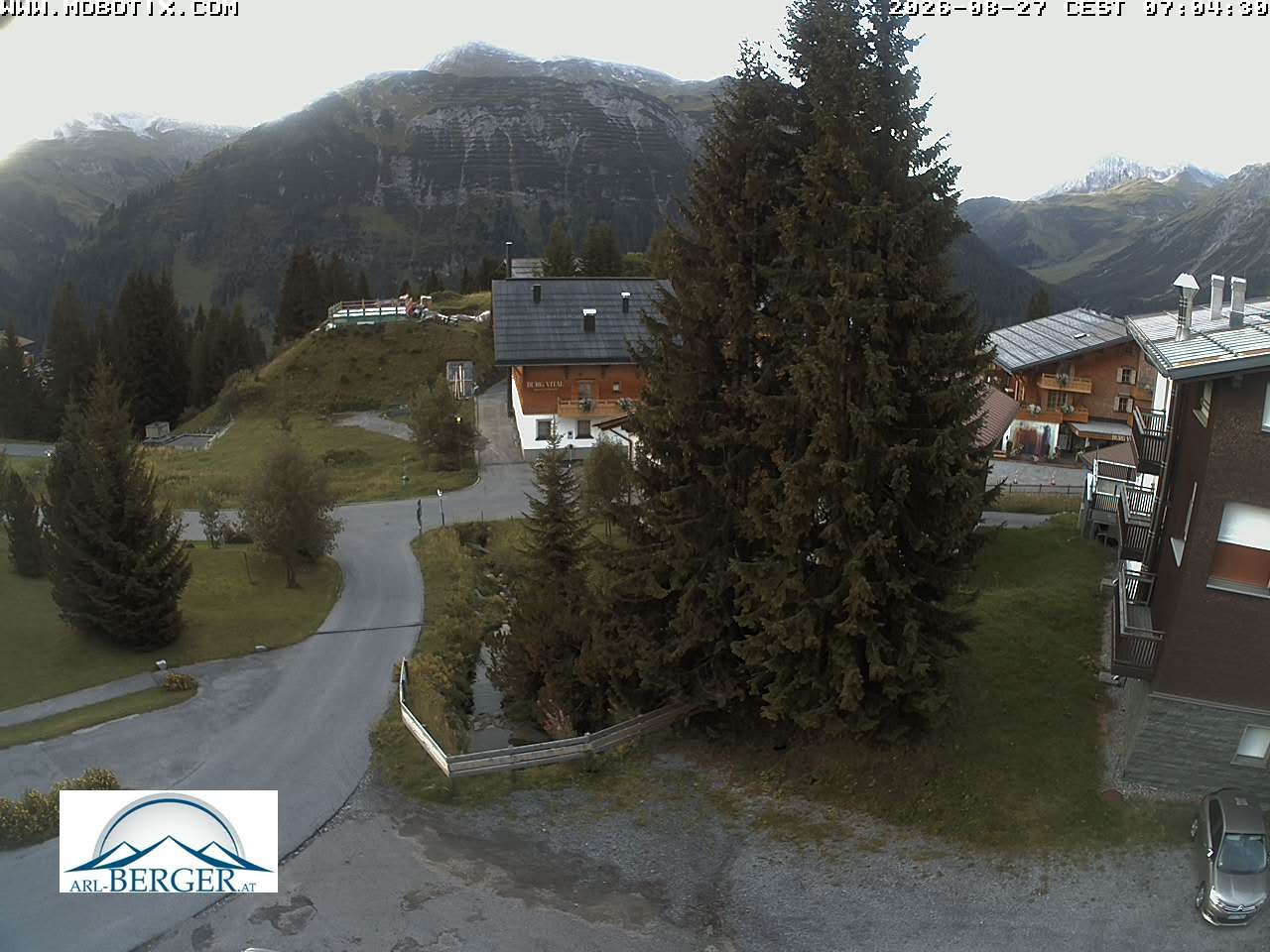 Archiv Foto Webcam Oberlech: Pension Berger