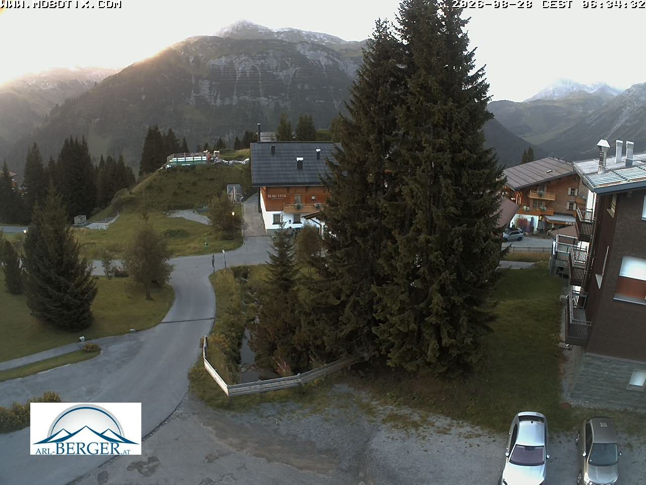 Archiv Foto Webcam Oberlech: Pension Berger
