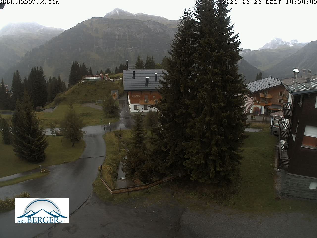 Archiv Foto Webcam Oberlech: Pension Berger