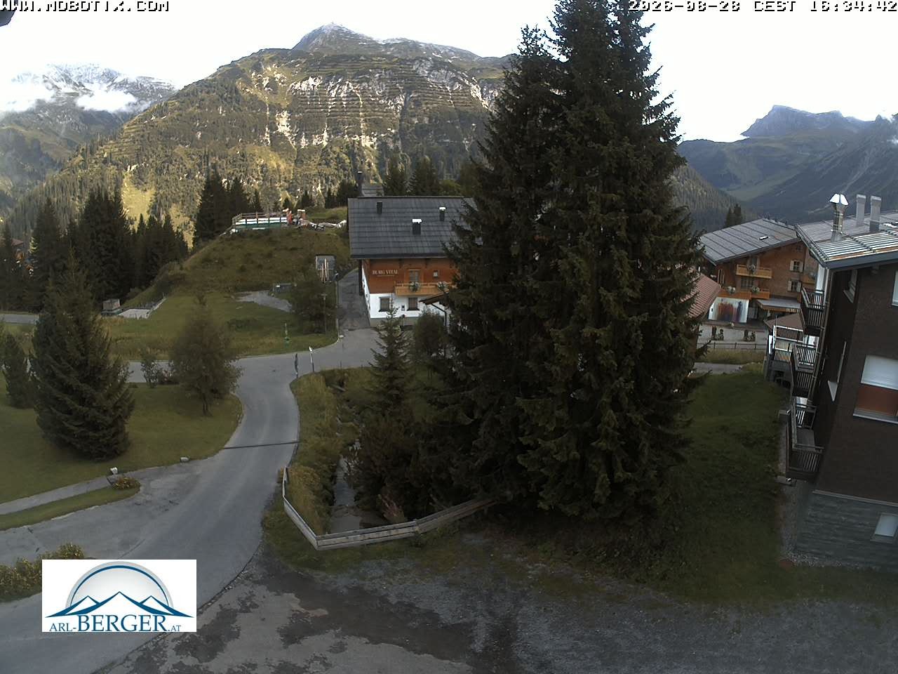 Archiv Foto Webcam Oberlech: Pension Berger