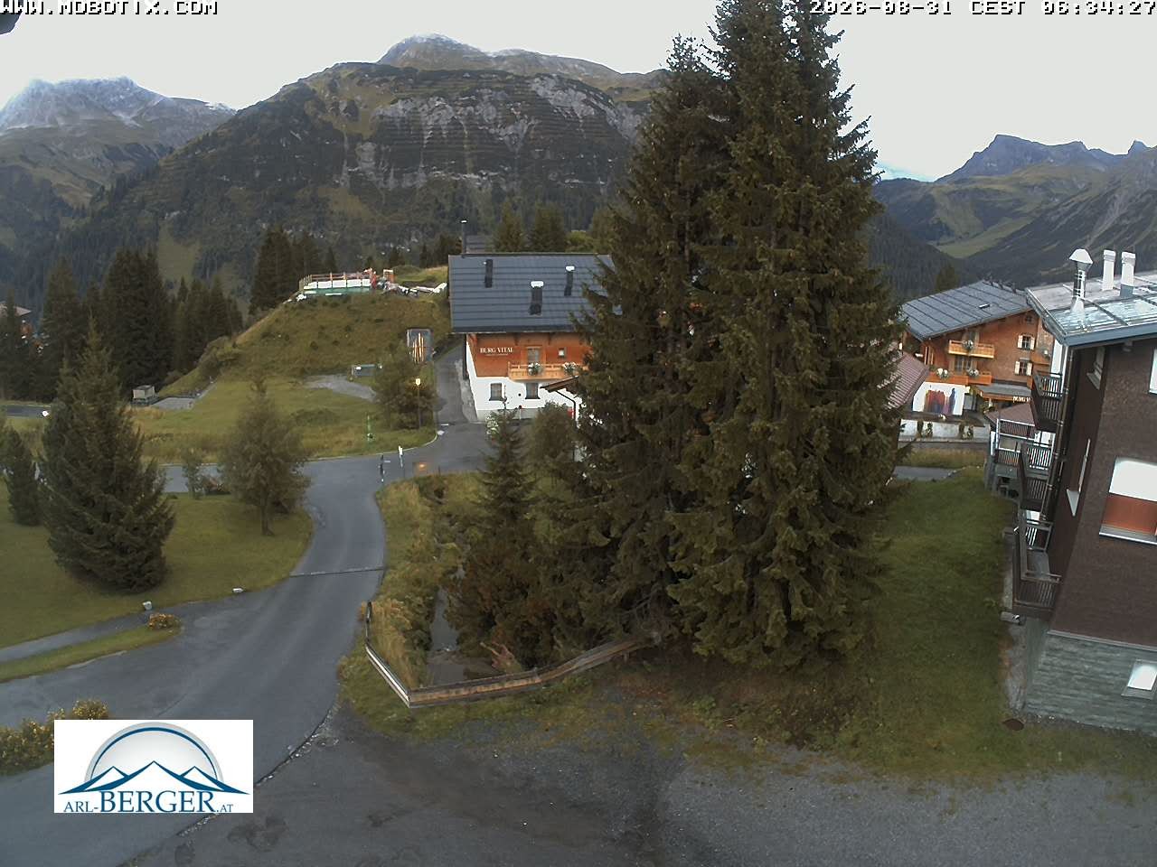 Archiv Foto Webcam Oberlech: Pension Berger