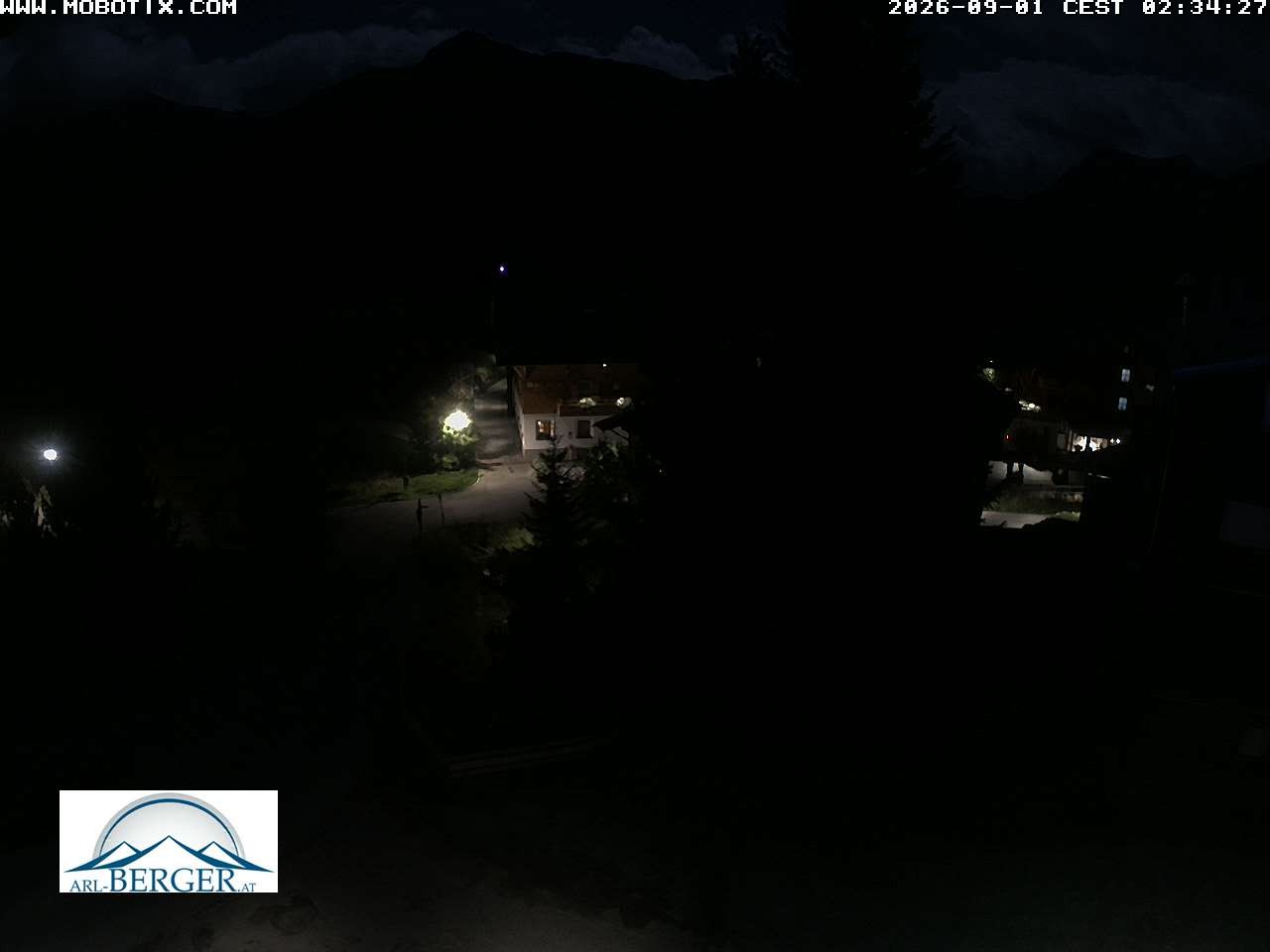 Archiv Foto Webcam Oberlech: Pension Berger