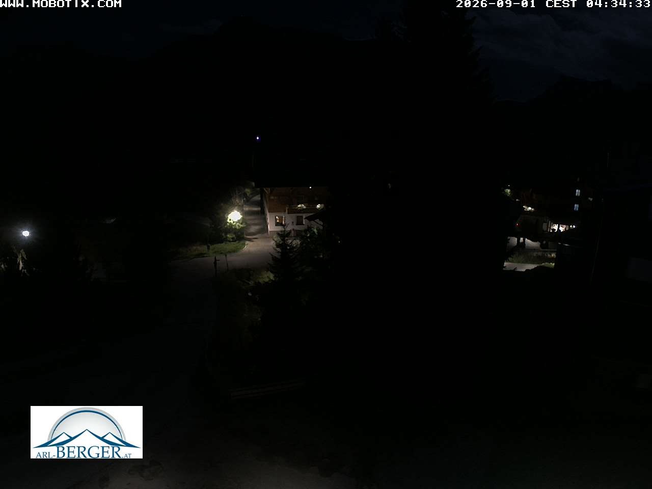 Archiv Foto Webcam Oberlech: Pension Berger