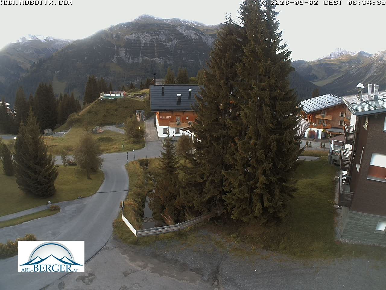 Archiv Foto Webcam Oberlech: Pension Berger