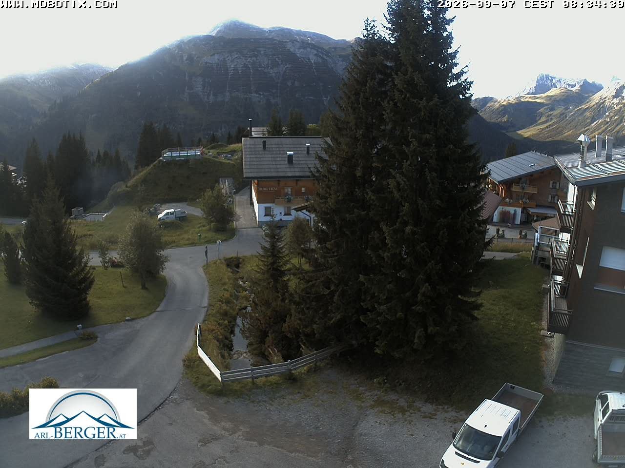 Archiv Foto Webcam Oberlech: Pension Berger