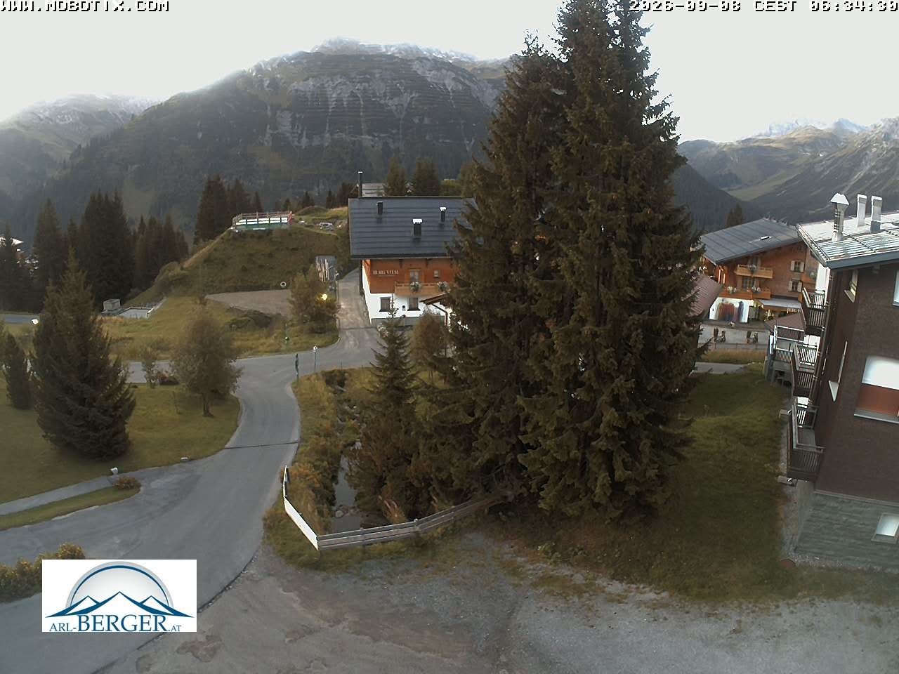Archiv Foto Webcam Oberlech: Pension Berger