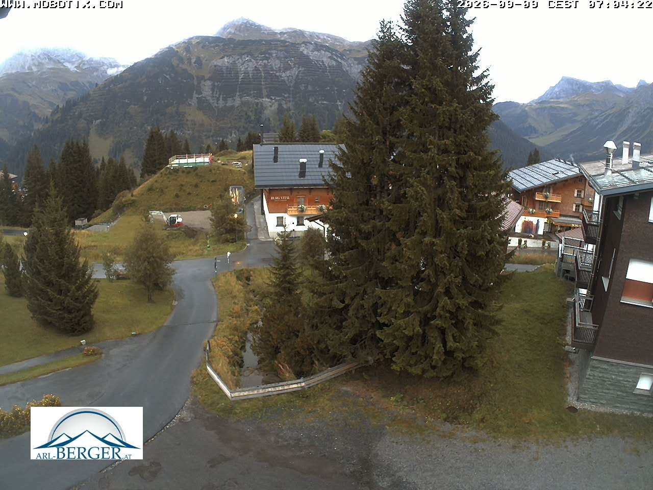 Archiv Foto Webcam Oberlech: Pension Berger
