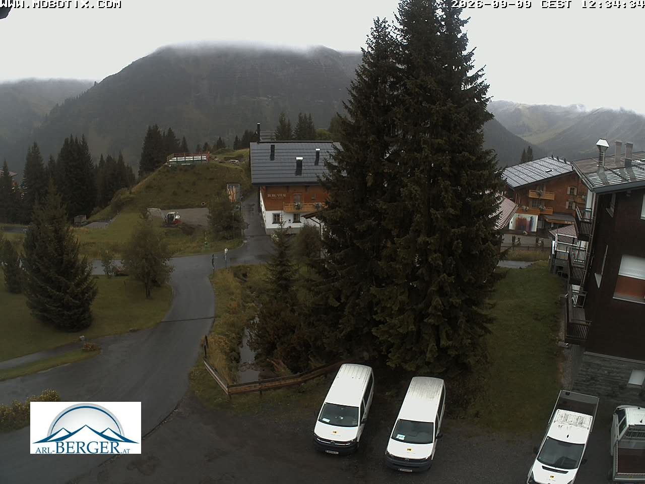 Archiv Foto Webcam Oberlech: Pension Berger
