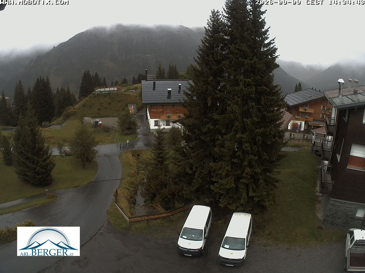 Archiv Foto Webcam Oberlech: Pension Berger