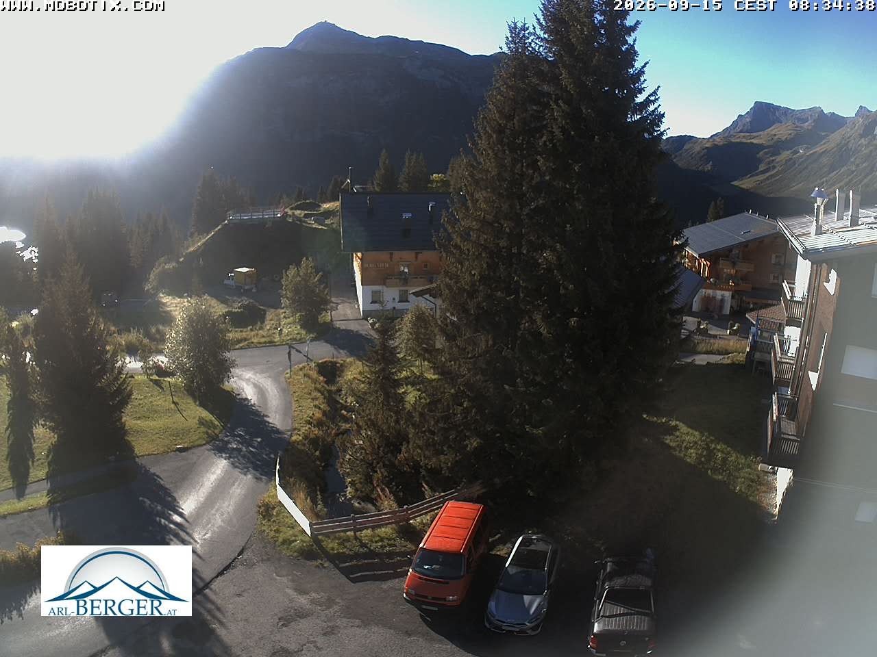 Archived image Webcam Oberlech: guest house Berger