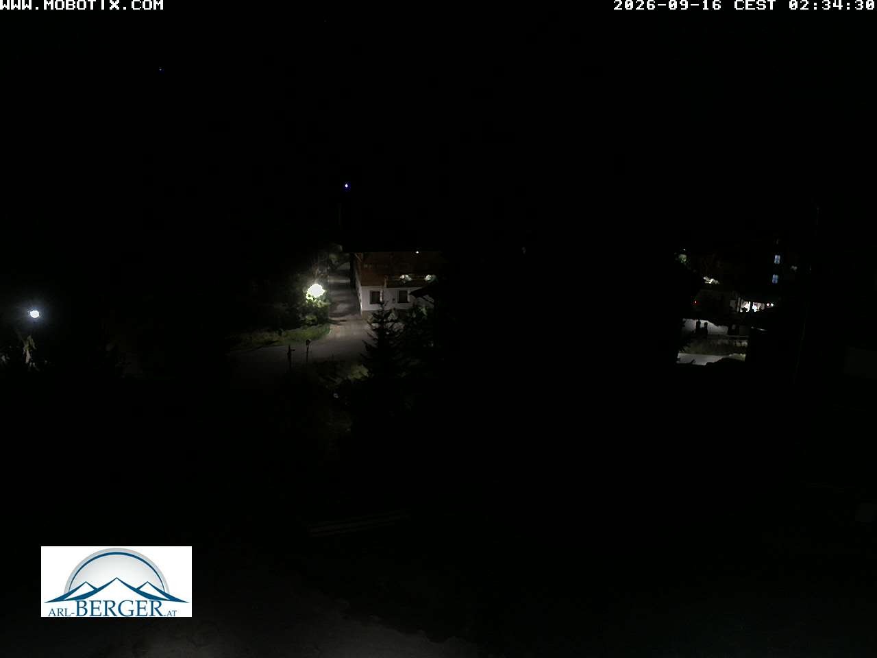 Archiv Foto Webcam Oberlech: Pension Berger