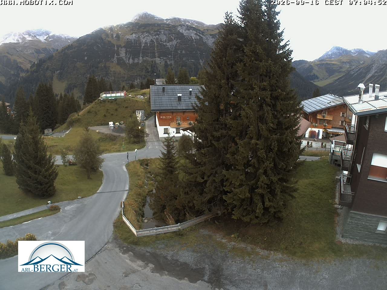 Archiv Foto Webcam Oberlech: Pension Berger