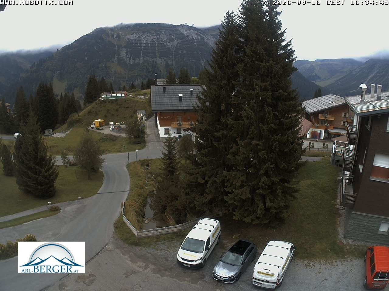 Archiv Foto Webcam Oberlech: Pension Berger