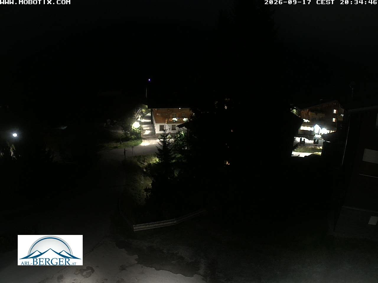 Archiv Foto Webcam Oberlech: Pension Berger
