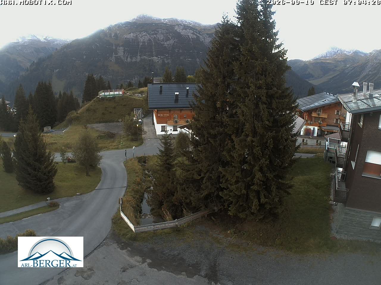 Archiv Foto Webcam Oberlech: Pension Berger