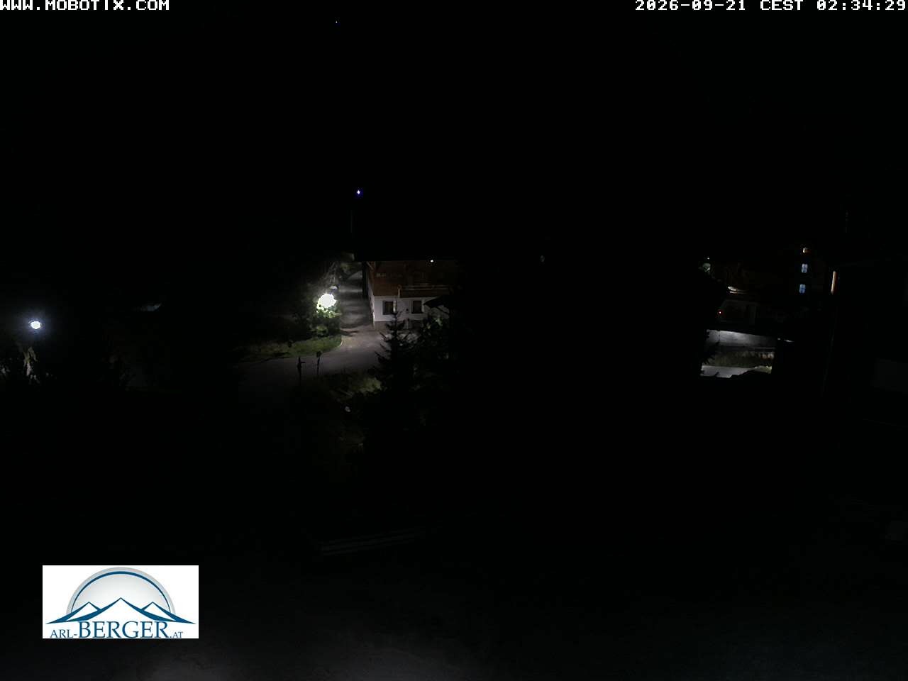 Archiv Foto Webcam Oberlech: Pension Berger
